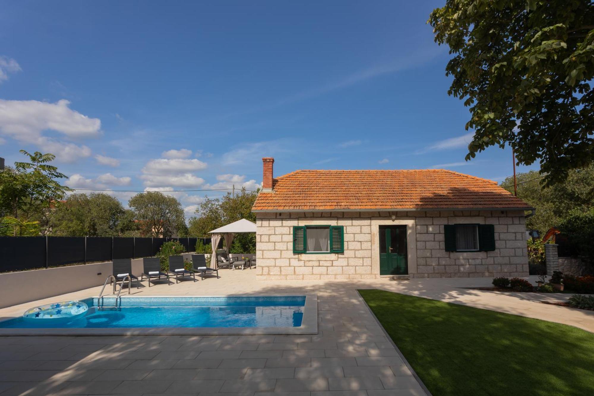 Experience Village Life - Jokini Dvori With Private Pool Pakovo Selo Luaran gambar